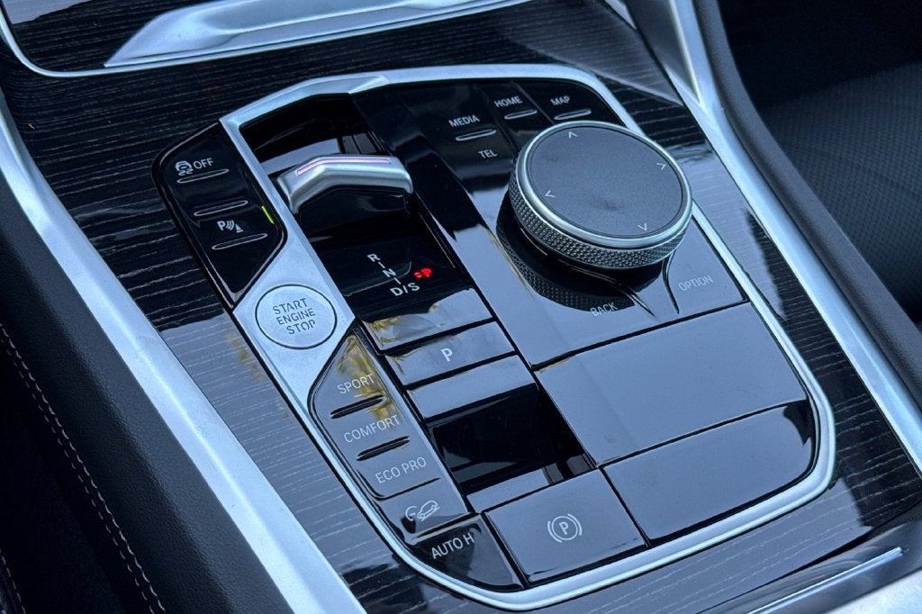 2027 BMW X6 xDrive40i