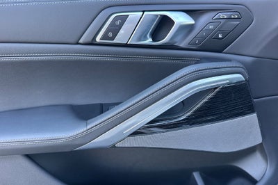 2027 BMW X6 xDrive40i