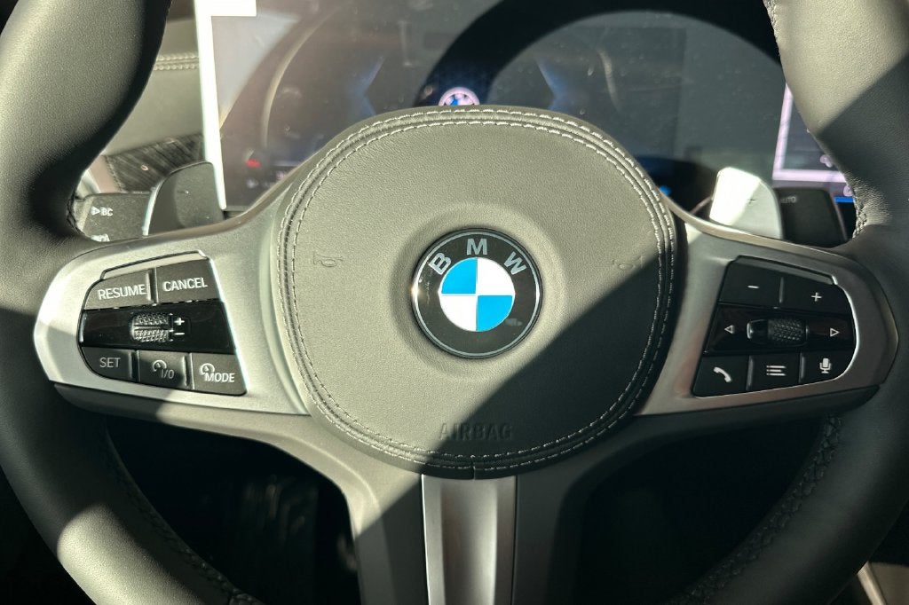 2027 BMW X6 xDrive40i