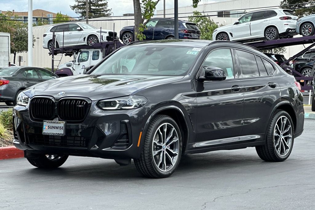 2023 BMW X4 M40i