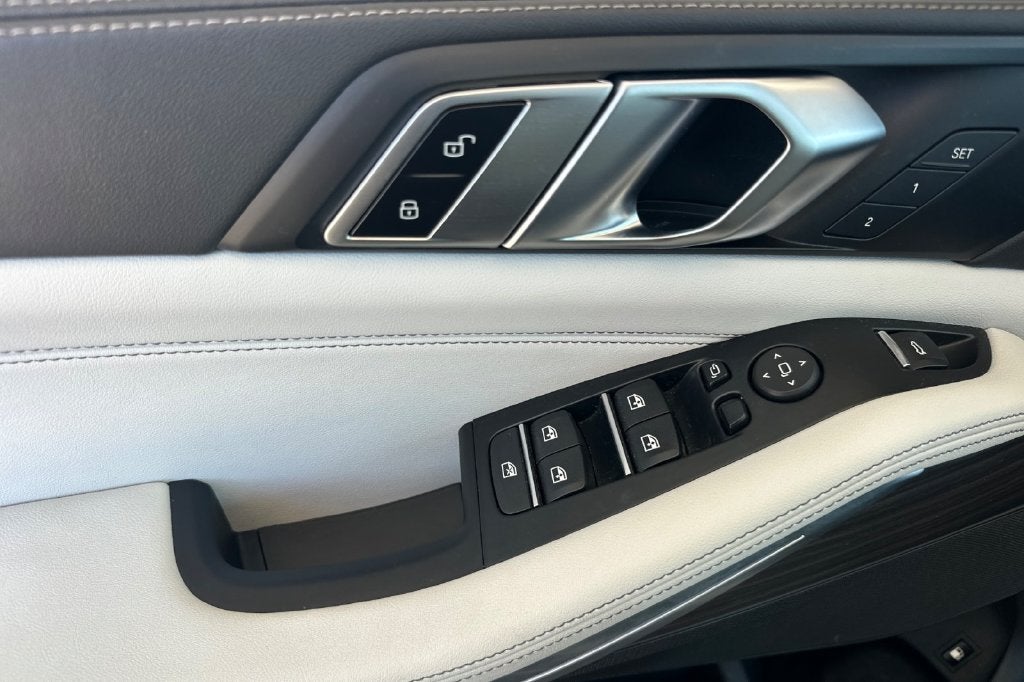 2024 BMW X5 xDrive50e