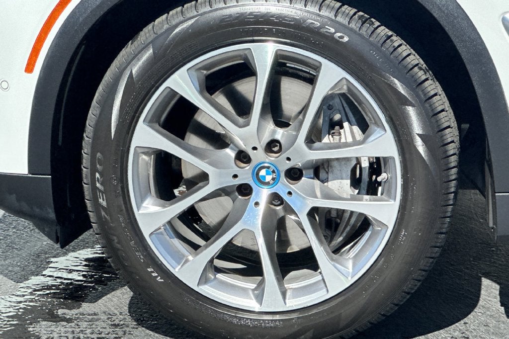2024 BMW X5 xDrive50e