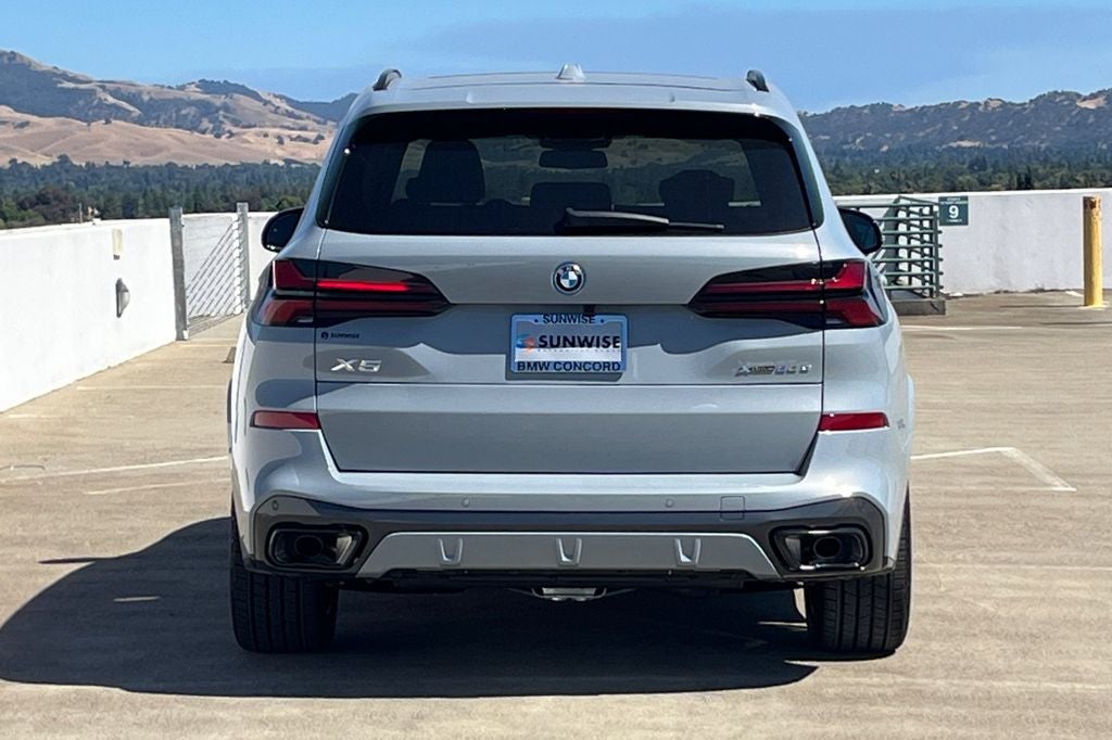 2026 BMW X5 xDrive50e