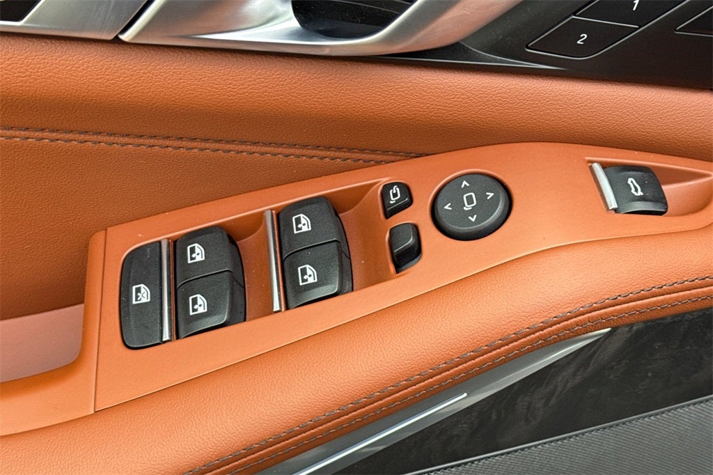 2025 BMW X5 xDrive50e