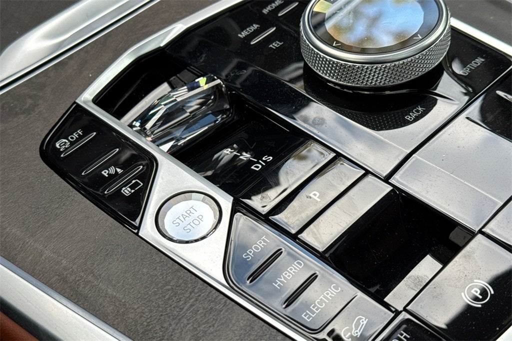 2025 BMW X5 xDrive50e