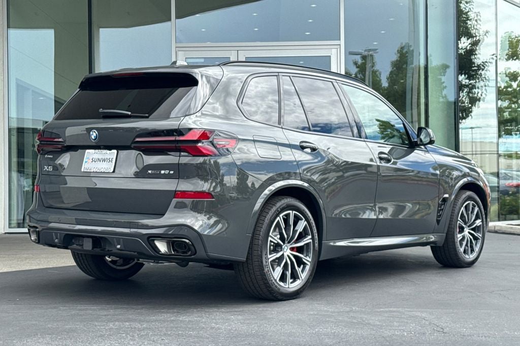 2026 BMW X5 xDrive50e