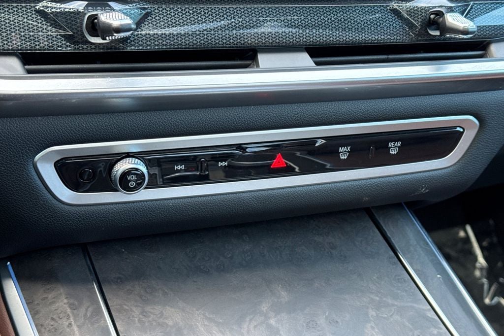 2025 BMW X5 xDrive50e