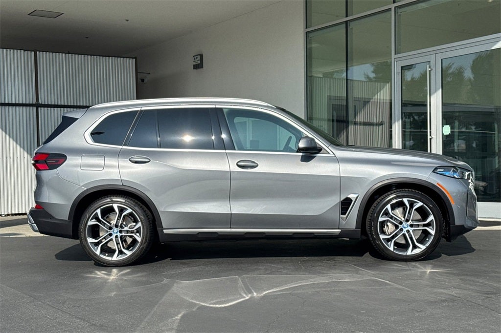 2025 BMW X5 xDrive50e