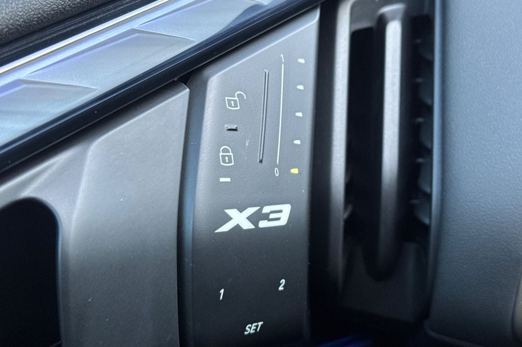 2025 BMW X3 30 xDrive