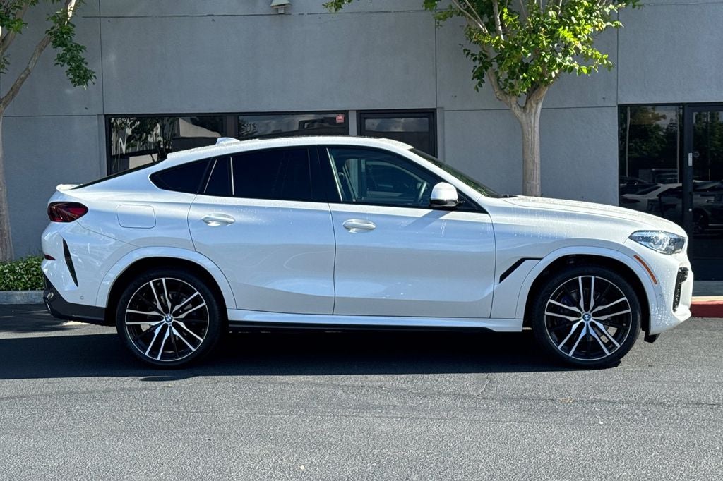2023 BMW X6 xDrive40i