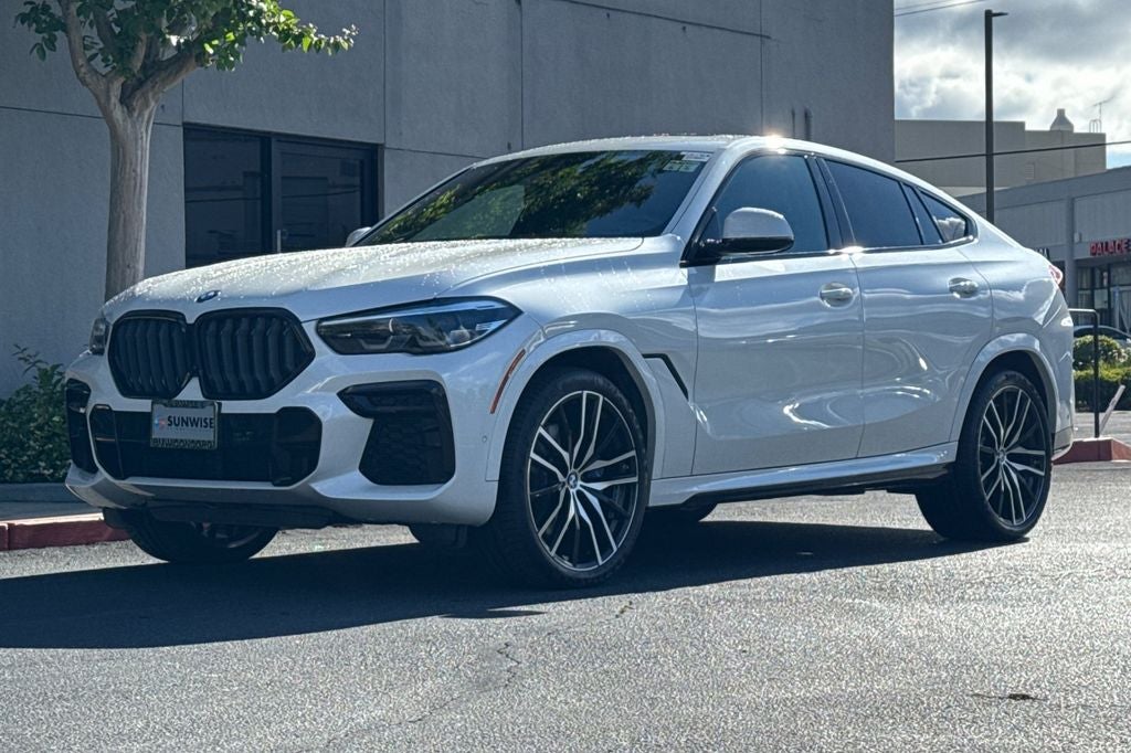 2023 BMW X6 xDrive40i