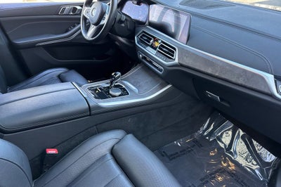 2022 BMW X5 M50i
