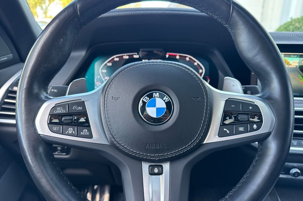 2022 BMW X5 M50i