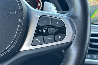 2022 BMW X5 M50i