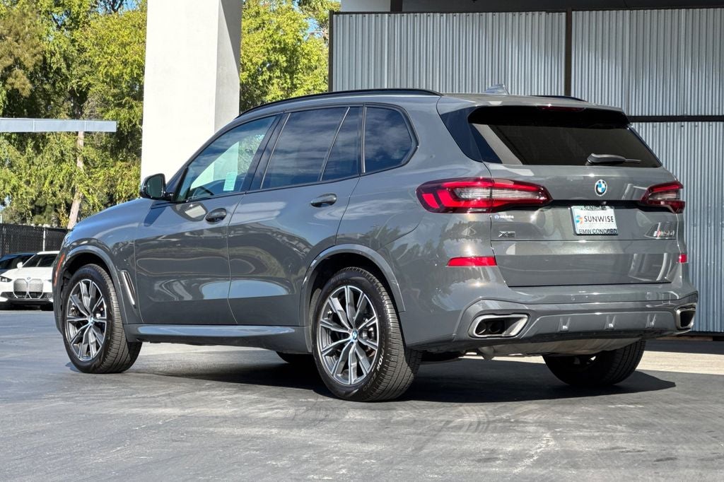 2022 BMW X5 M50i