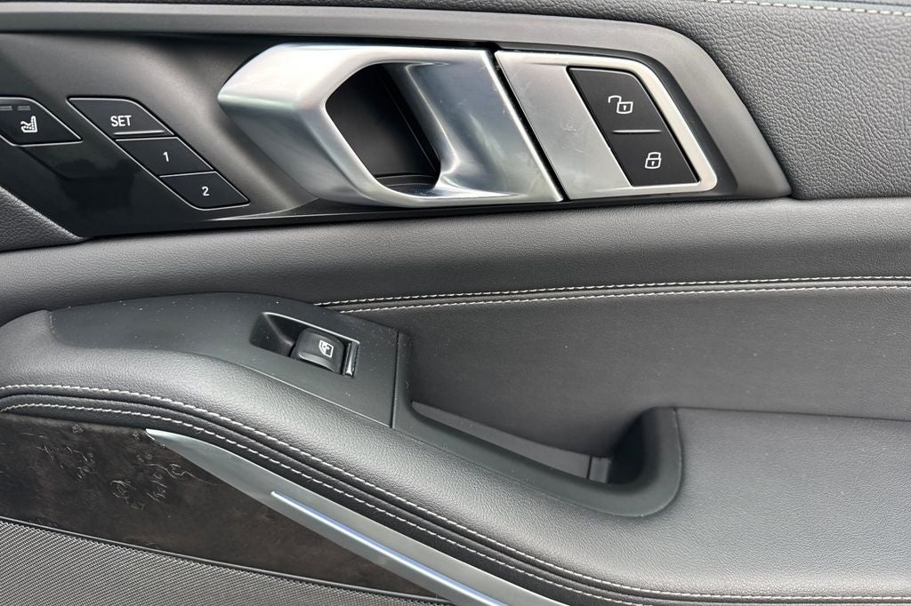 2023 BMW X5 xDrive45e