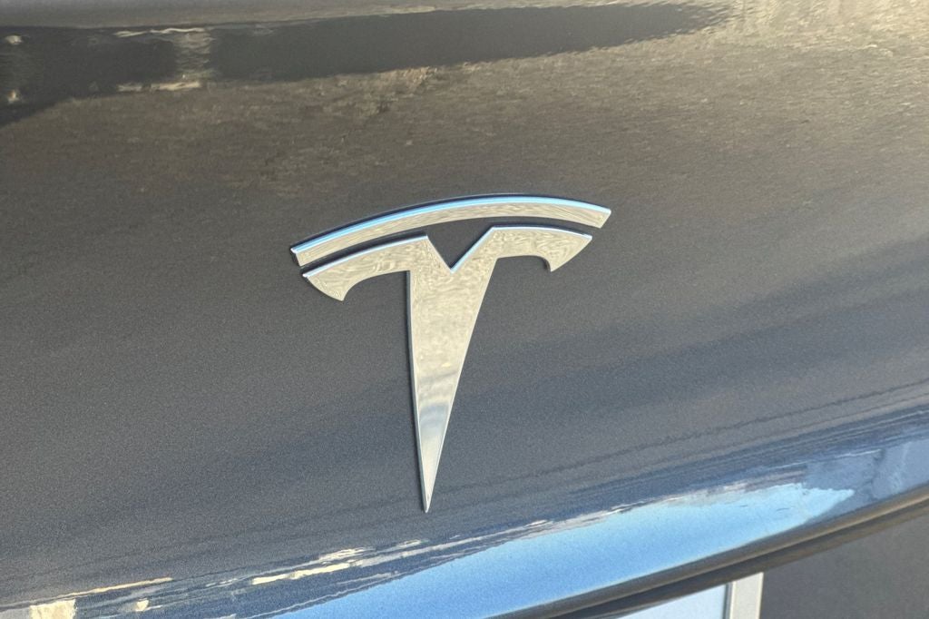 2022 Tesla Model 3 Base