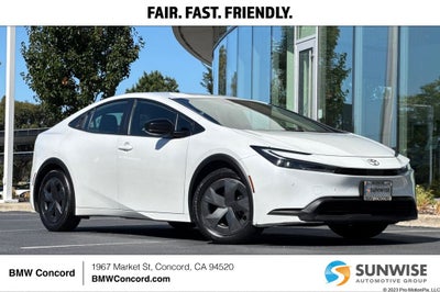 2024 Toyota Prius LE