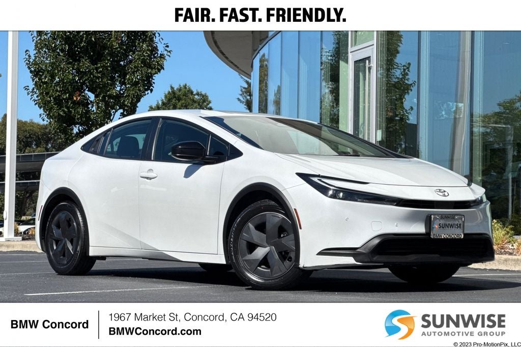 2024 Toyota Prius LE