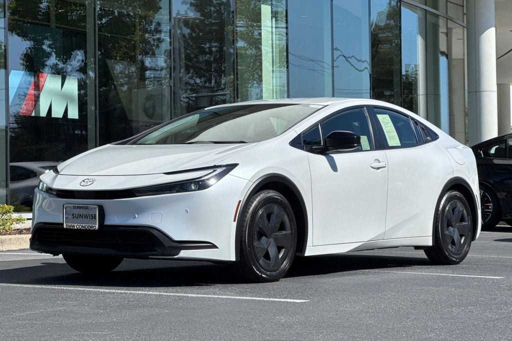 2024 Toyota Prius LE