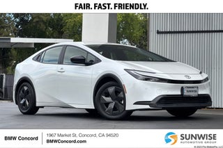 2025 Toyota Prius LE