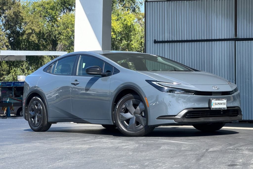 2024 Toyota Prius LE