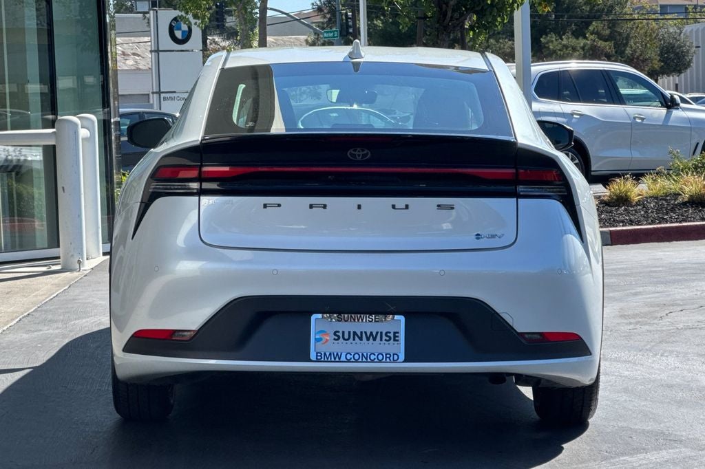 2024 Toyota Prius LE