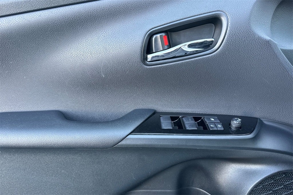 2022 Toyota Prius LE