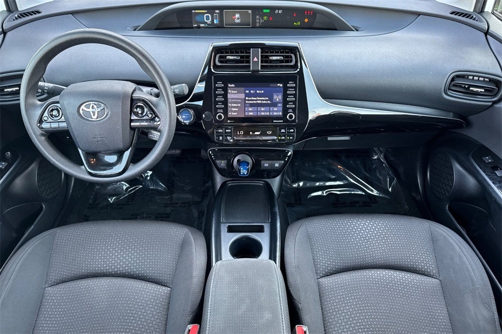 2022 Toyota Prius LE