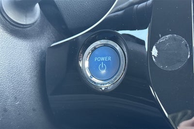 2022 Toyota Prius LE