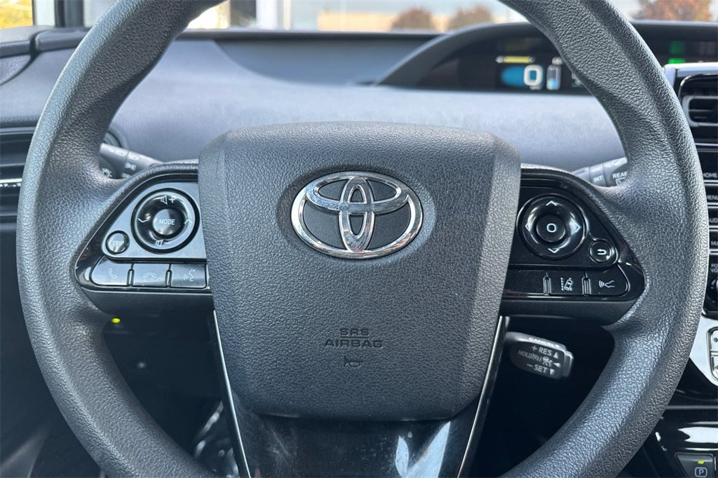 2022 Toyota Prius LE