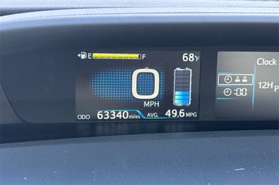 2022 Toyota Prius LE