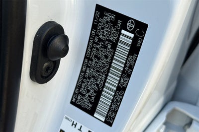 2022 Toyota Prius LE