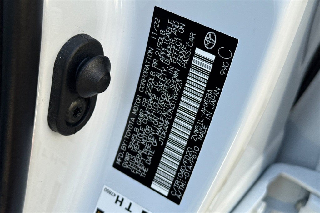 2022 Toyota Prius LE