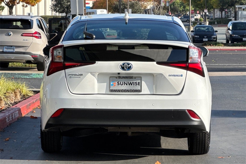 2022 Toyota Prius LE