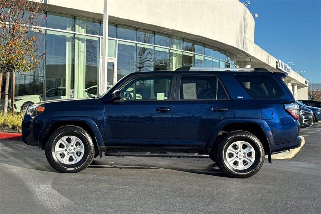 2022 Toyota 4Runner SR5