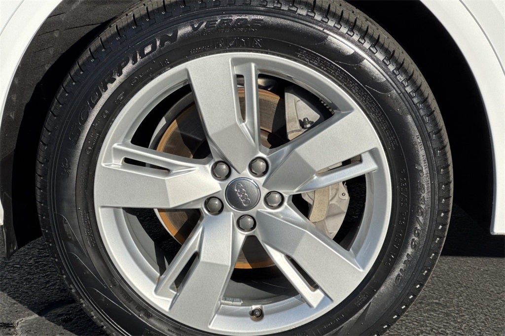 2018 Audi Q5 2.0T Premium Plus quattro