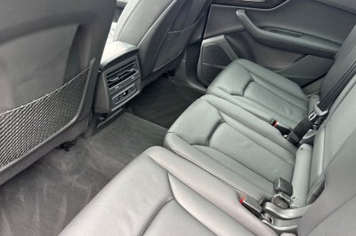 2023 Audi Q7 45 Premium Plus quattro