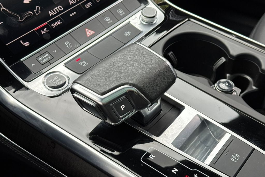 2023 Audi Q7 45 Premium Plus quattro