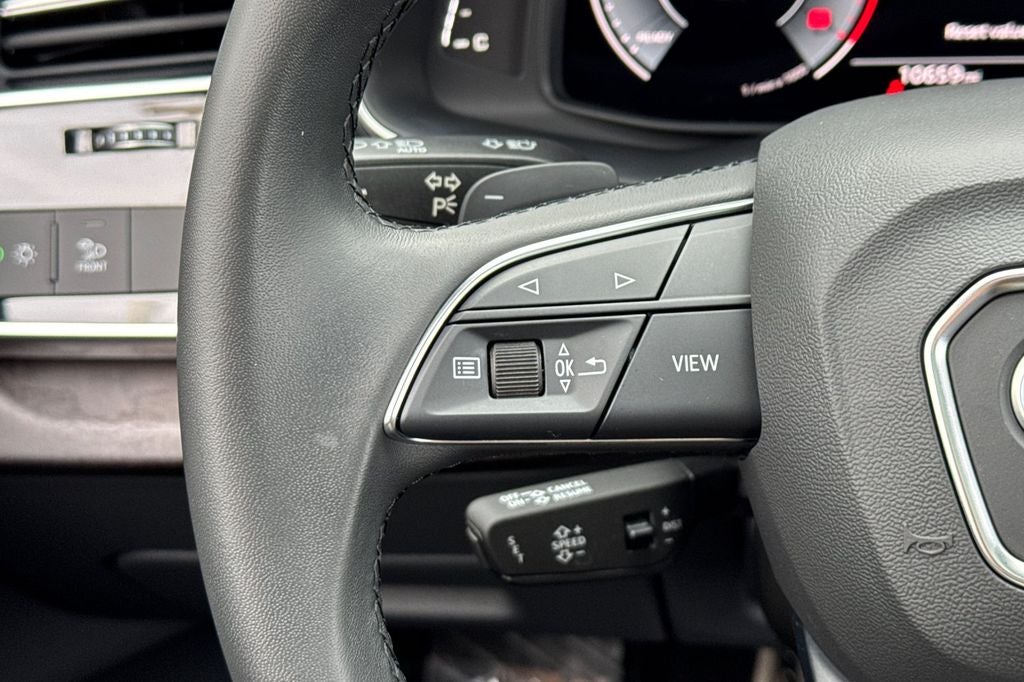 2023 Audi Q7 45 Premium Plus quattro