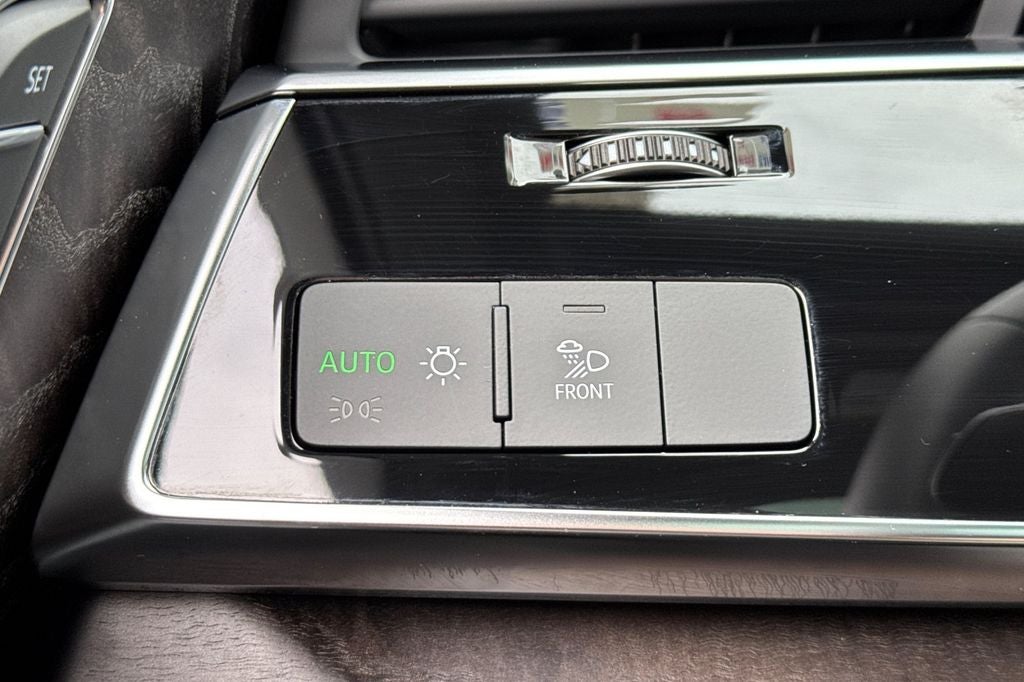 2023 Audi Q7 45 Premium Plus quattro