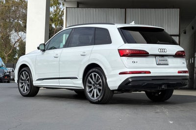 2023 Audi Q7 45 Premium Plus quattro