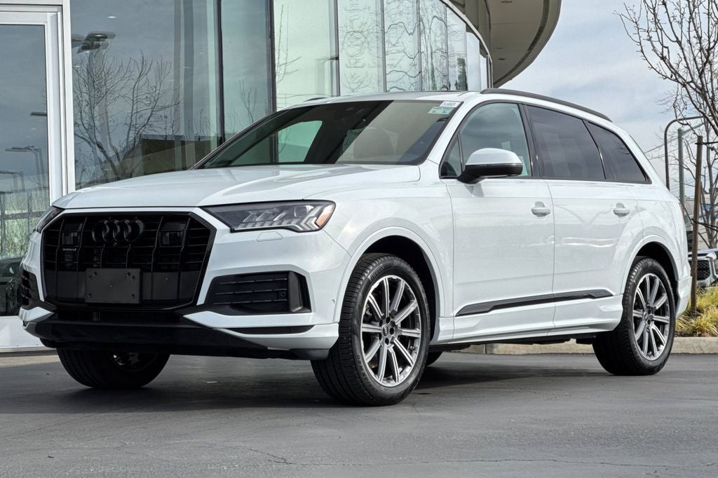 2023 Audi Q7 45 Premium Plus quattro