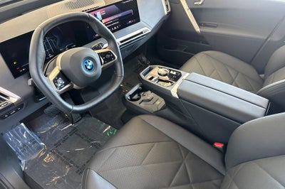2025 BMW iX xDrive50