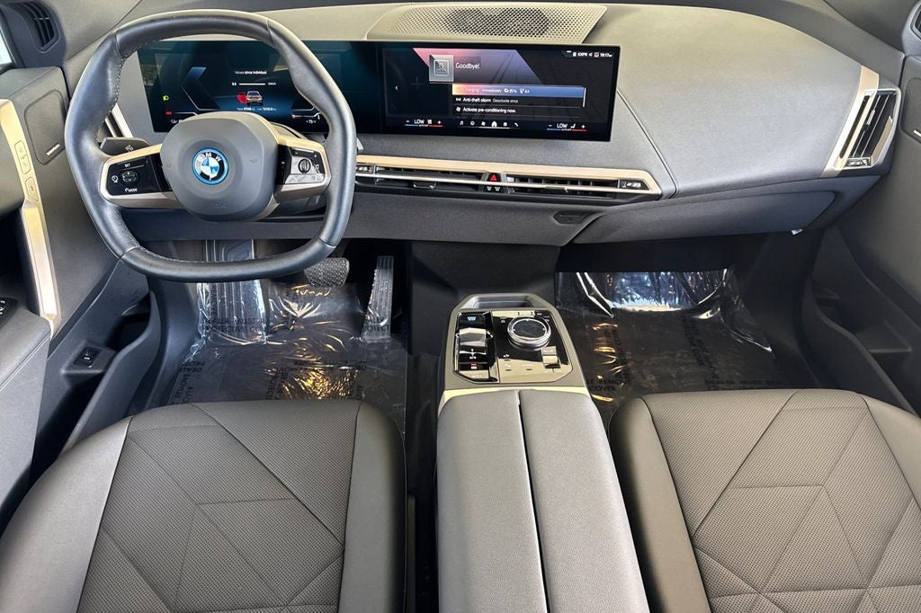 2024 BMW iX xDrive50