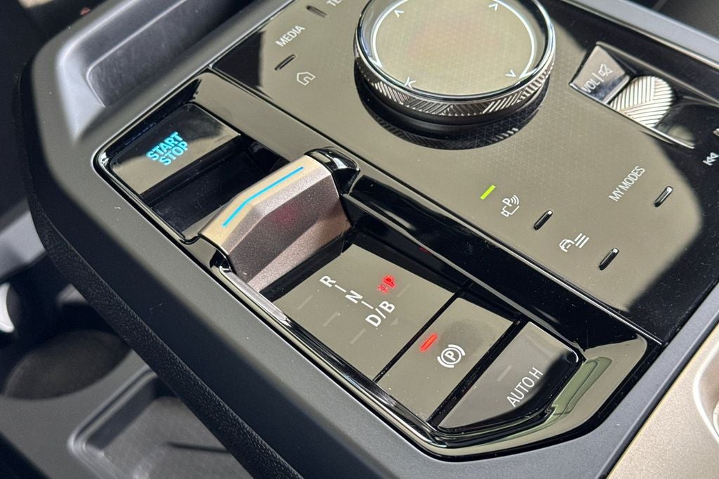 2024 BMW iX xDrive50