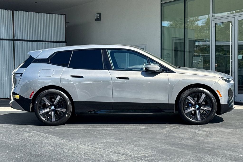 2024 BMW iX xDrive50