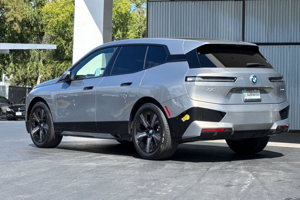 2024 BMW iX xDrive50