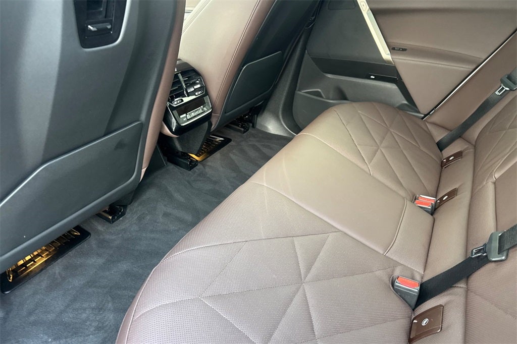 2024 BMW iX xDrive50