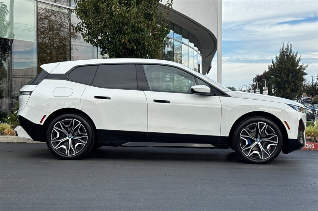 2024 BMW iX xDrive50